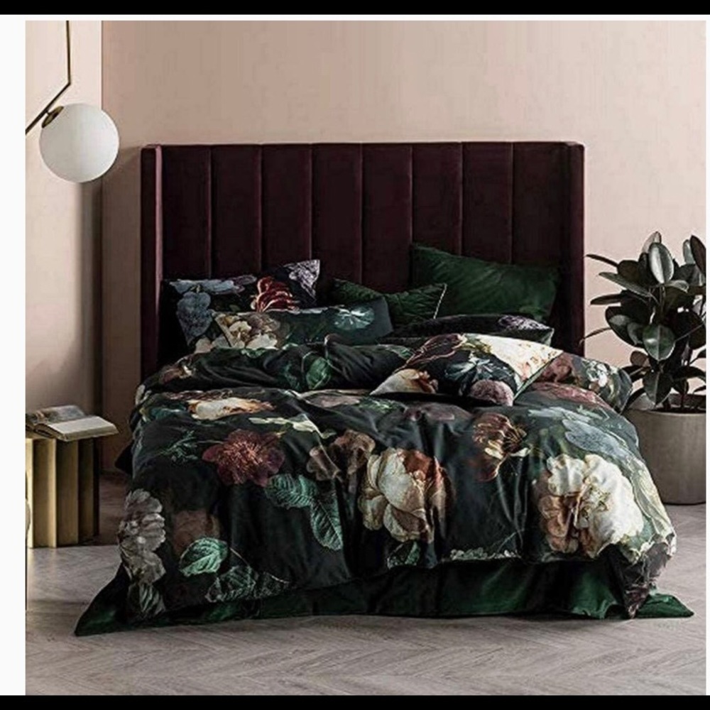 NWT Linen House Winona Dark Floral Queen Bed duvet cover floral luxury bedding